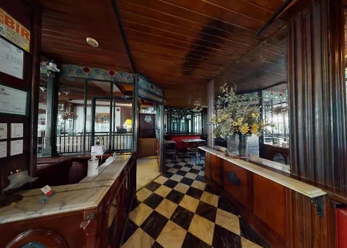 Adriatico Arms 3*