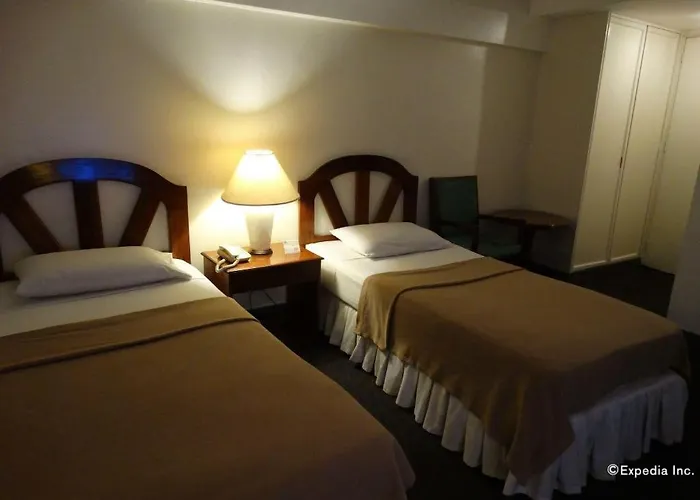 Hotel Adriatico Arms Manila