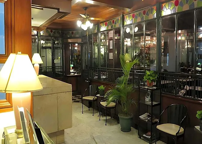 Adriatico Arms 3*